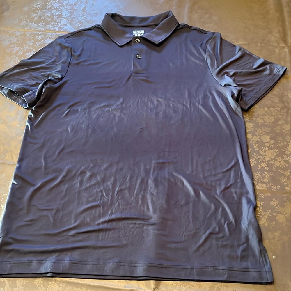 Men’s navy blue polo shirt, 32°, size medium